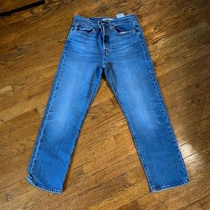 Perfect Levi’s Wedgie Straight Jeans 27”